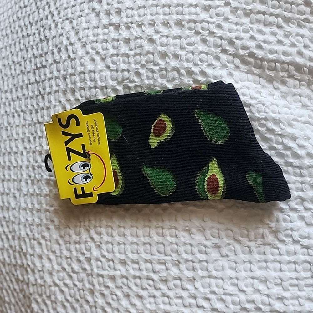3/$20 Foozy Funny Avacado Socks!